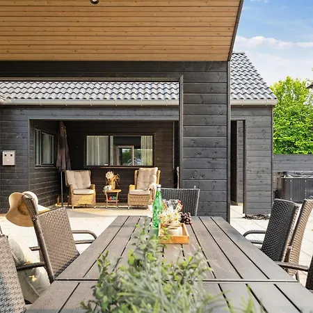 In Sydals With Sauna Ferienhaus